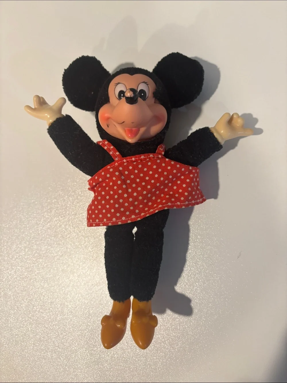 Disney Minnie Mouse Applause Vintage 9 inch plush